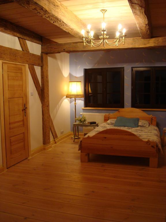 Stara Papiernia Zielony Lasek Krutynski Piecek Habitación foto